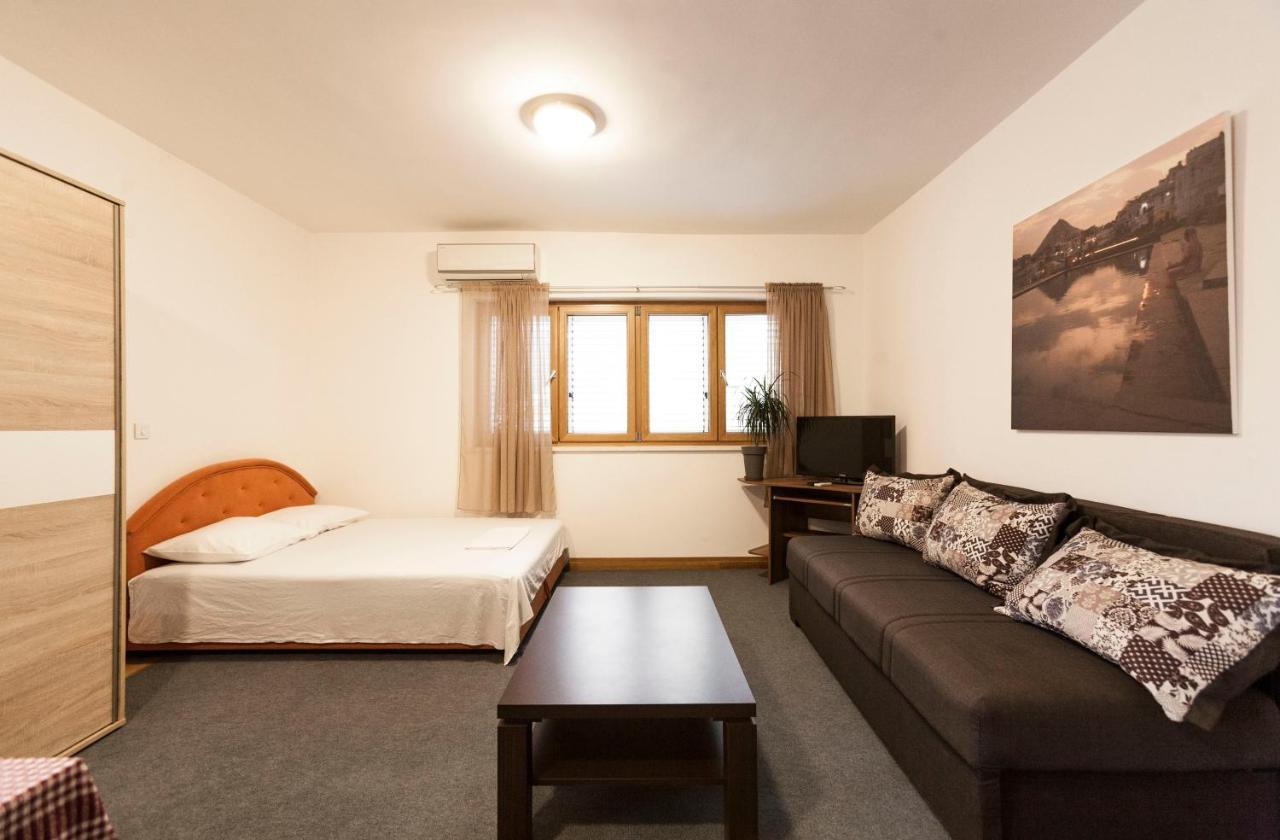 Apartment-Hotel Vila Petrovic-Becici Budua Esterno foto