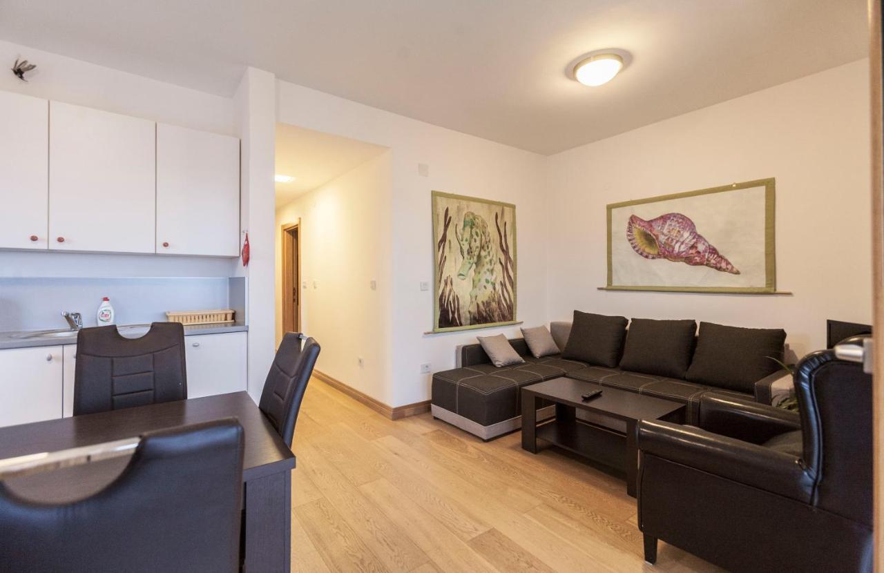 Apartment-Hotel Vila Petrovic-Becici Budua Esterno foto