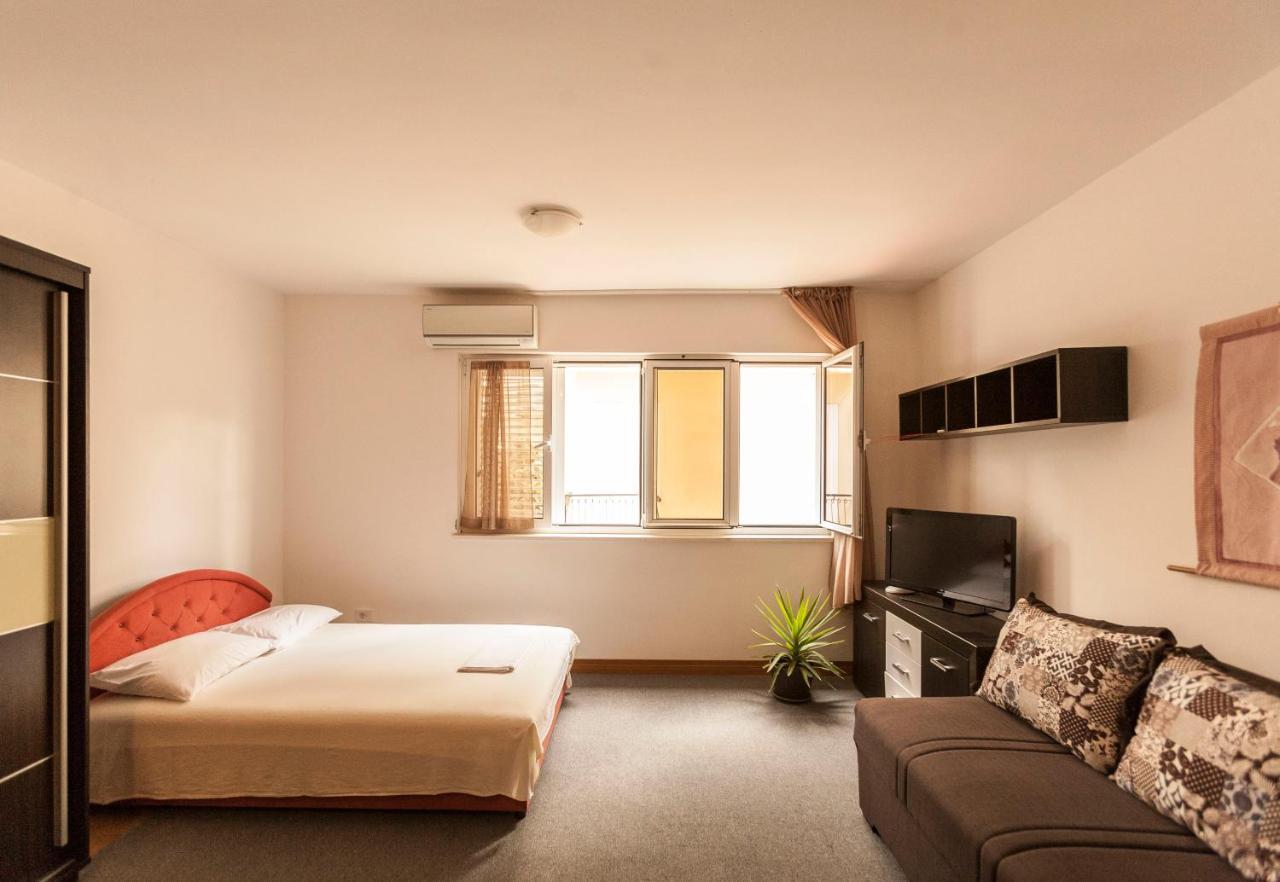 Apartment-Hotel Vila Petrovic-Becici Budua Esterno foto